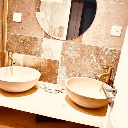 Stylish Loft 17- 3 Bdrs - 2 Bathrs - 7 Pers Appartamento *