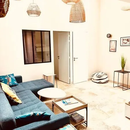 Stylish Loft 17- 3 Bdrs - 2 Bathrs - 7 Pers Appartamento *