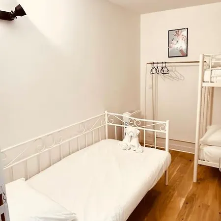 Apartment Stylish Loft 17- 3 Bdrs - 2 Bathrs - 7 Pers